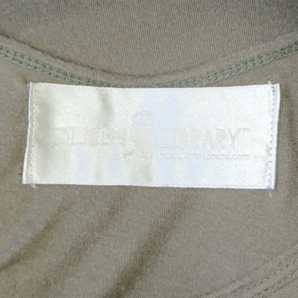 Public Library top - Picture 6 of 6